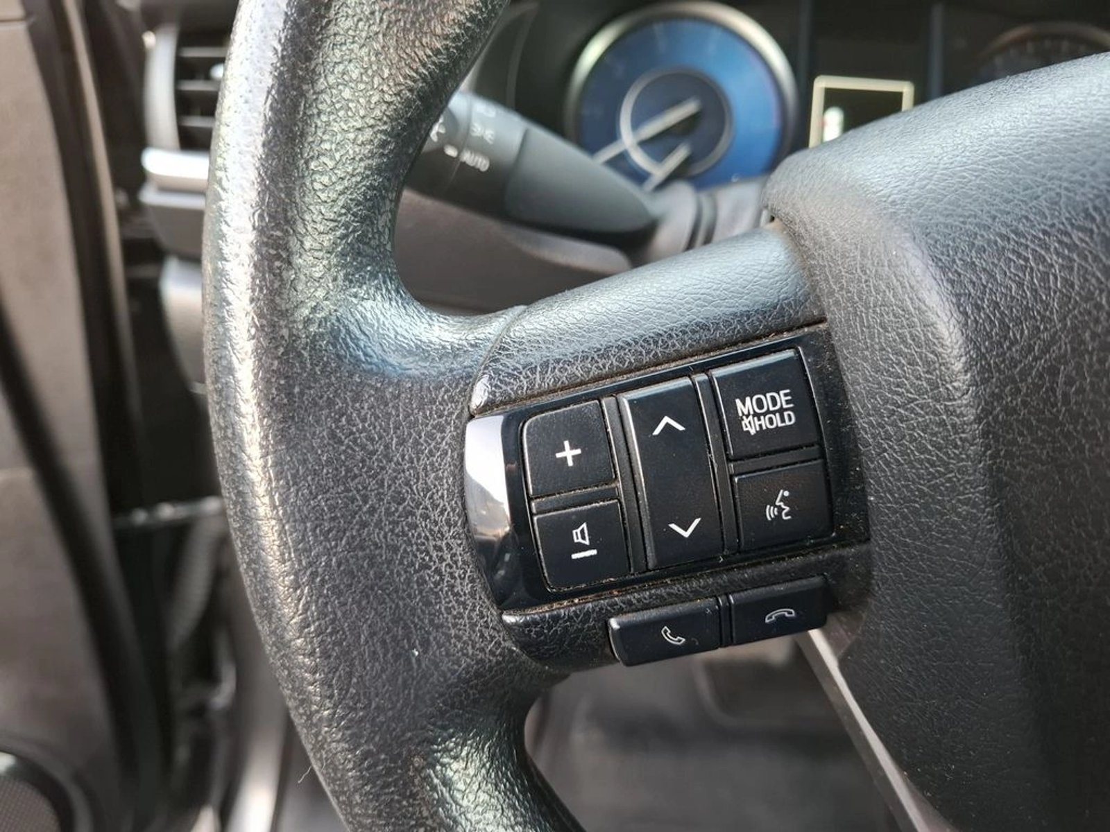 TOYOTA FORTUNER 2.8 SR5 TDI DIESEL 4X4 AT 5P 2022 - Imagen 15 de 20