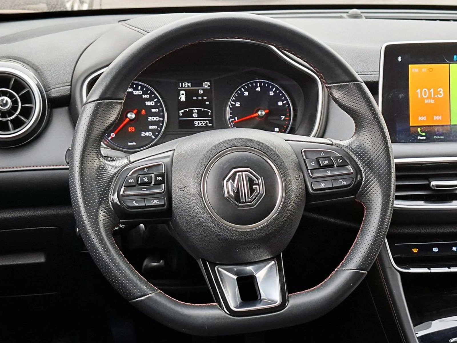 MG HS 1.5 COM MT 2023 - Imagen 12 de 16
