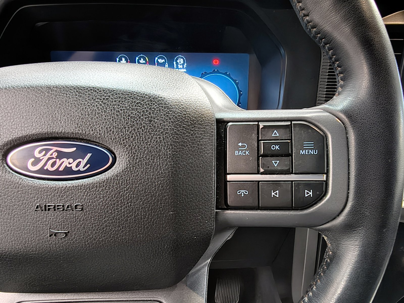 FORD F-150 5.0 LARIAT LUXURY CC DOB. CAB. 4X4 AT 4P 2025 - Imagen 14 de 20