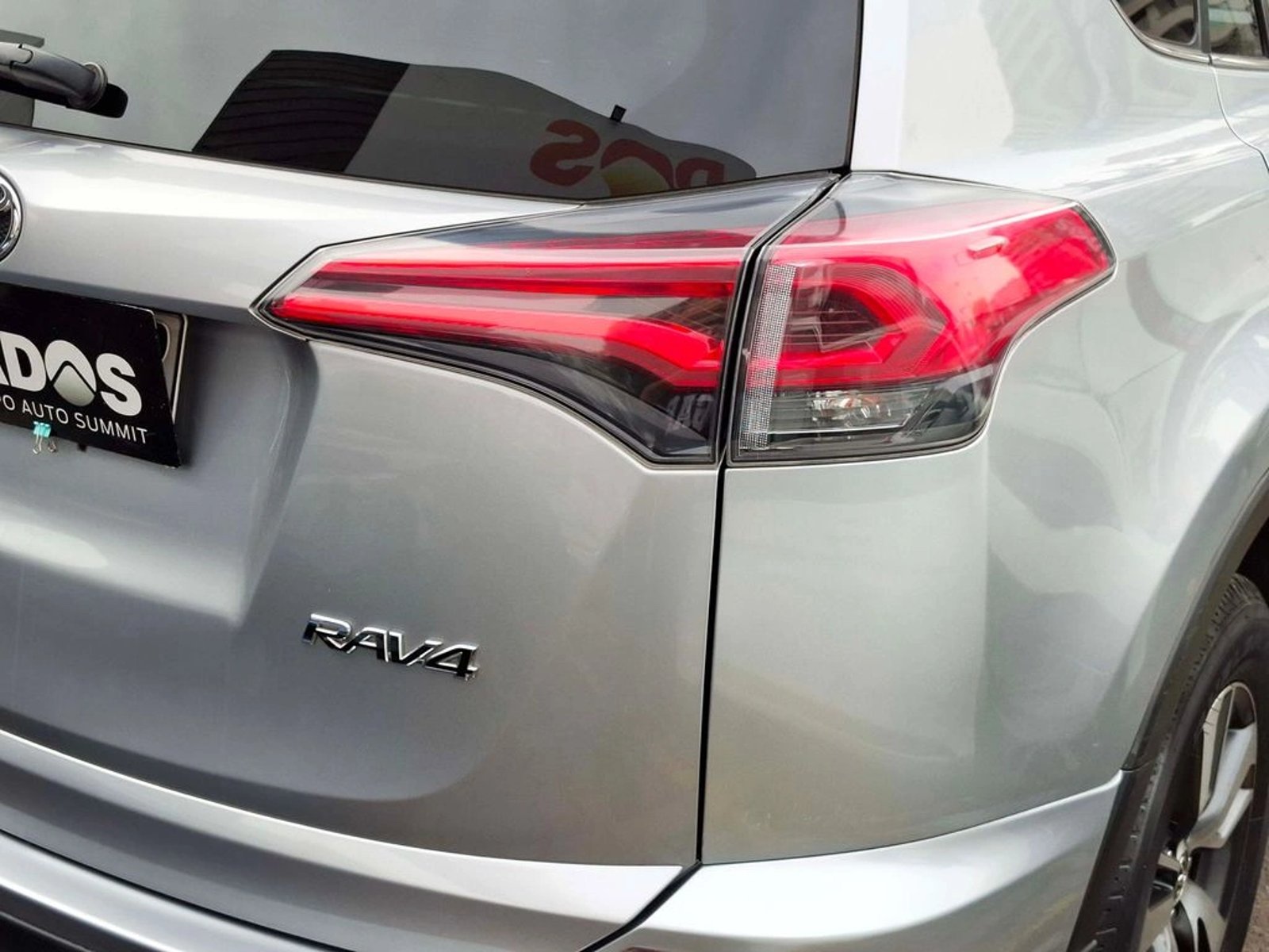 Toyota RAV4 2.0 SÚPER LUJO AUT 4X2 2019 - Imagen 9 de 20