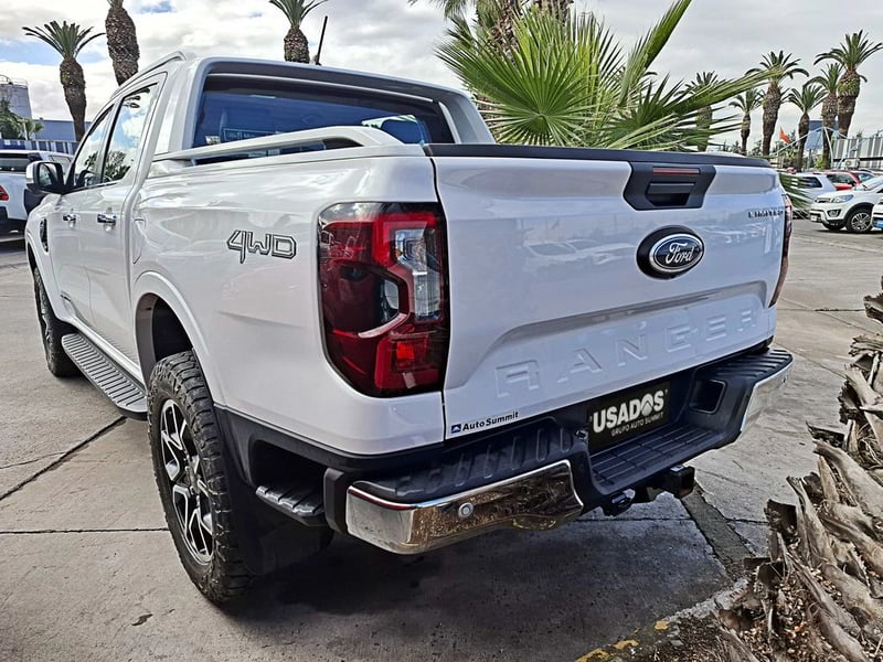 Ford RANGER 3.0 LIMITED AT 4X4 DIESEL 2024 - Imagen 5 de 17
