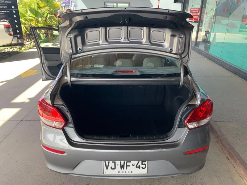 Kia SOLUTO LX 1.4 2026 - Imagen 7 de 10