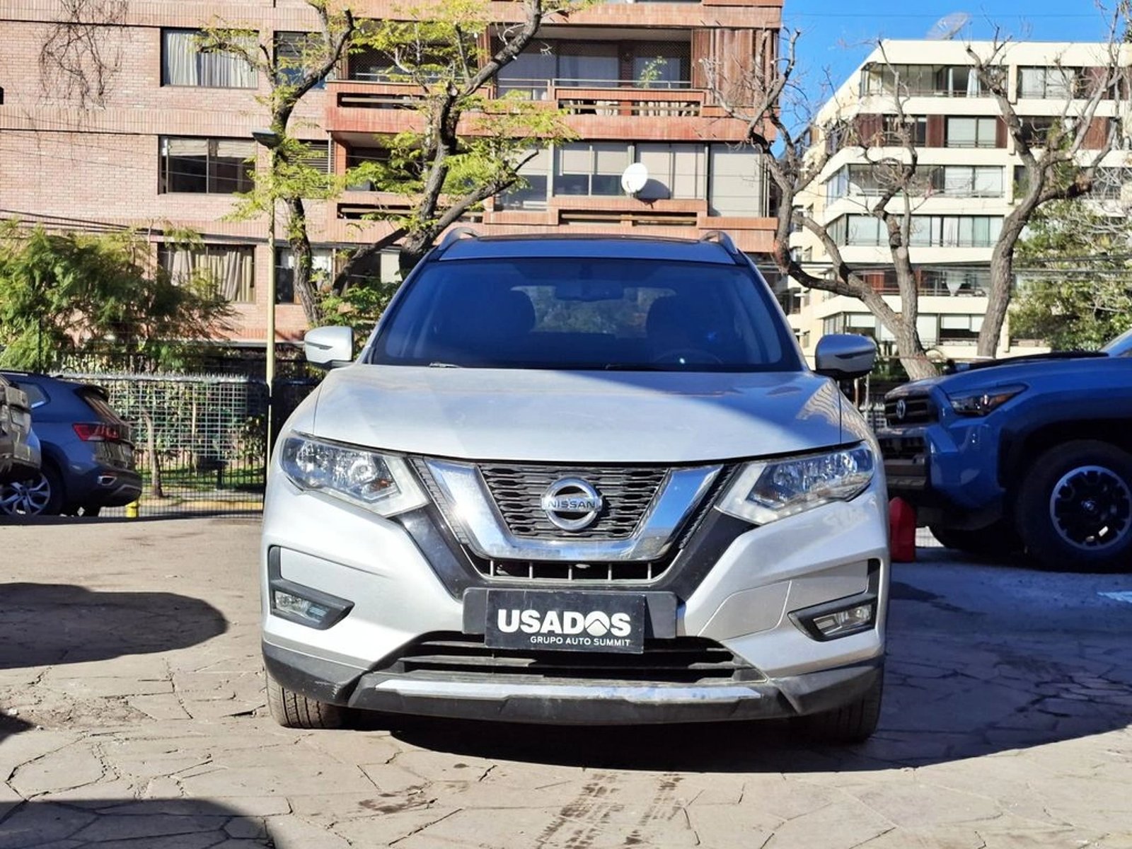 Nissan X-TRAIL 2.5 2019 - Foto 3 de 20