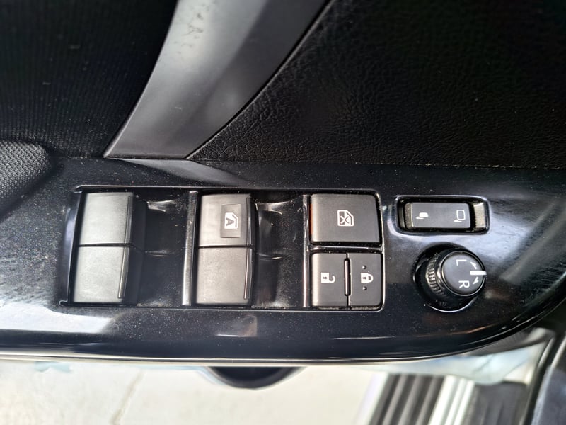 Toyota FORTUNER 2.7 SR5 AT 2025 - Imagen 11 de 20