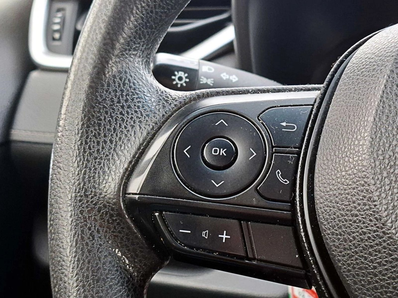 Toyota RAV4 2.0 LE 4X2 CVT AT 5P 2022 - Imagen 12 de 16