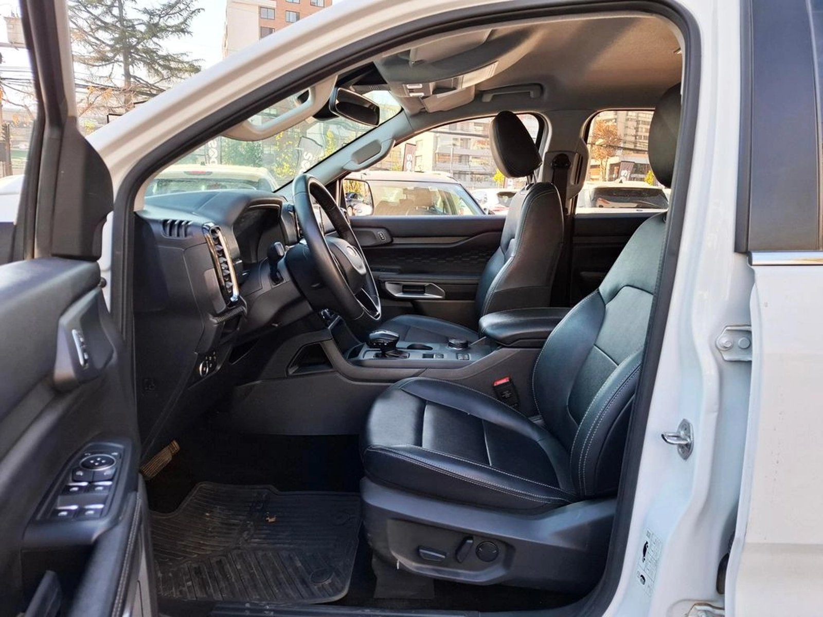 Ford RANGER 2.2 2024 - Imagen 15 de 20