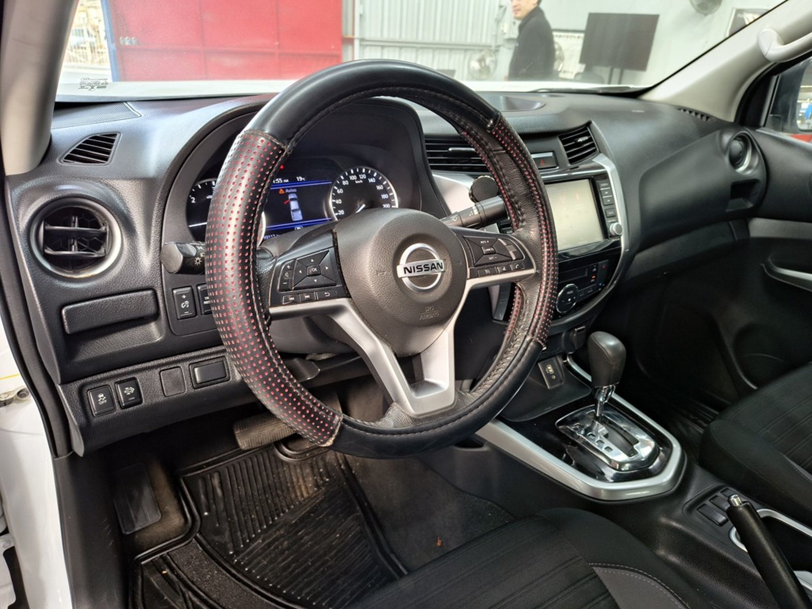 Nissan NAVARA 2.3 XE 4X4 2021 - Imagen 14 de 20