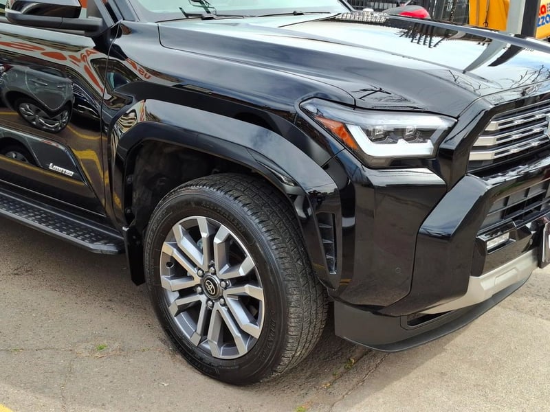 Toyota 4RUNNER LIMITED 4X4 2.4 AUT 2026 - Imagen 6 de 20