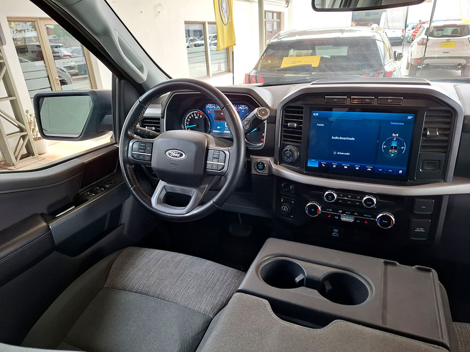 FORD F-150 XLT 4X4 5.0L AUT 2024 - Imagen 9 de 20