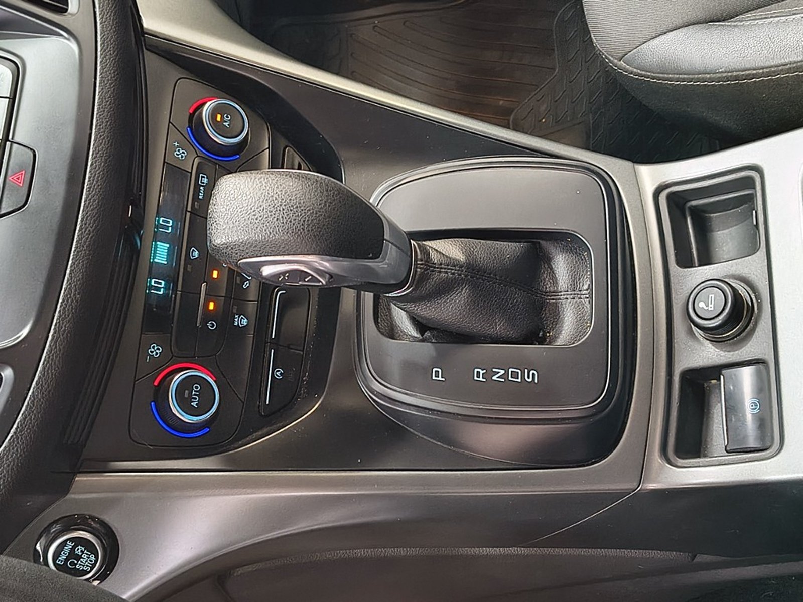 Ford ESCAPE 2.0 AT 2020 - Imagen 17 de 20