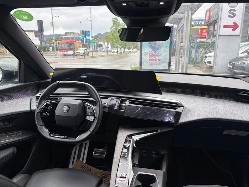 Peugeot 3008 GT 1.2 AUT 2025 - Imagen 7 de 12