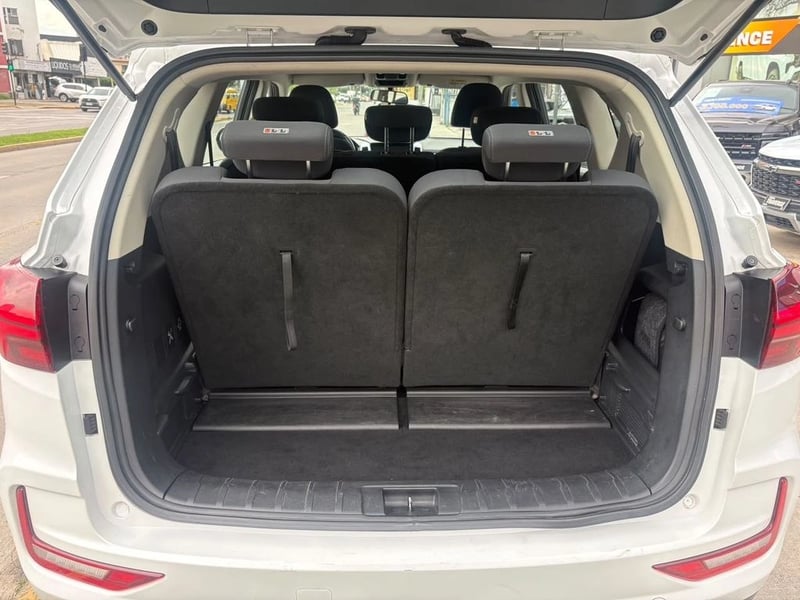 SsangYong REXTON 2.0T LX 4X2 6AB 6AT 5P 2023 - Imagen 11 de 12