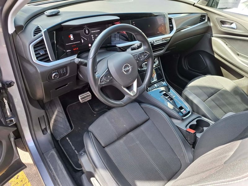 Opel GRANDLAND 1.2T GS LINE AUT 2024 - Imagen 14 de 20