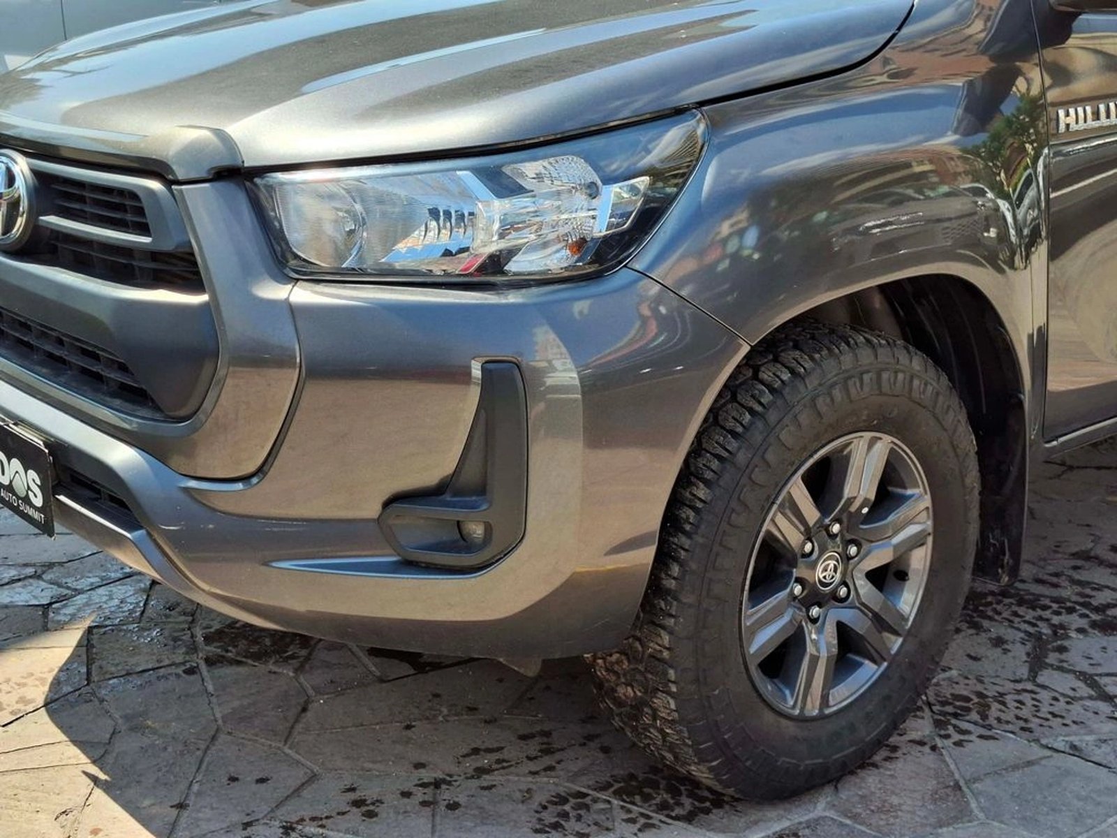 Toyota HILUX 2.4 SR 4X2 MT 2023 - Foto 5 de 20