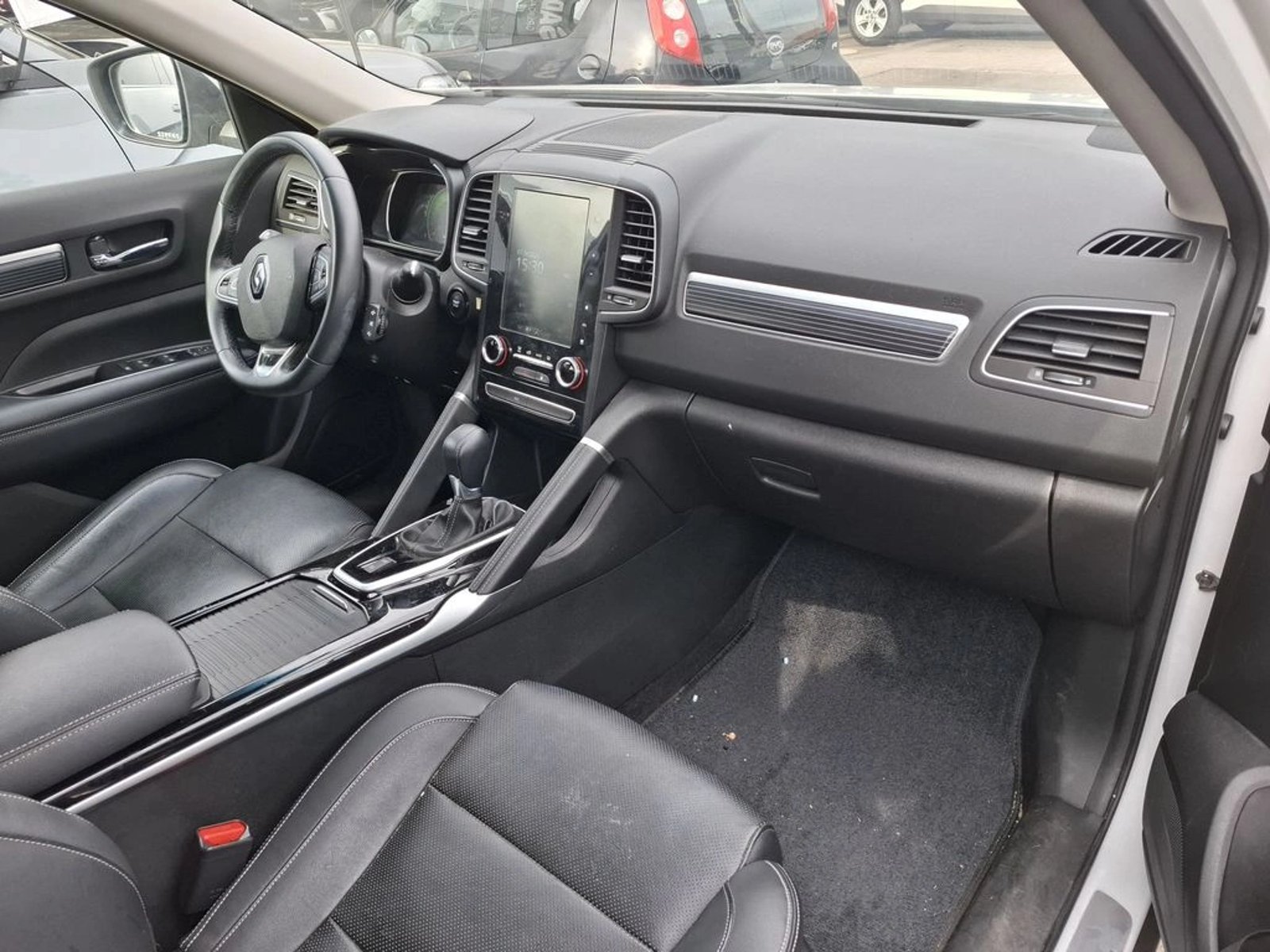 Renault KOLEOS 2.5 ZEN 2WD AT 5P 2023 - Imagen 12 de 20