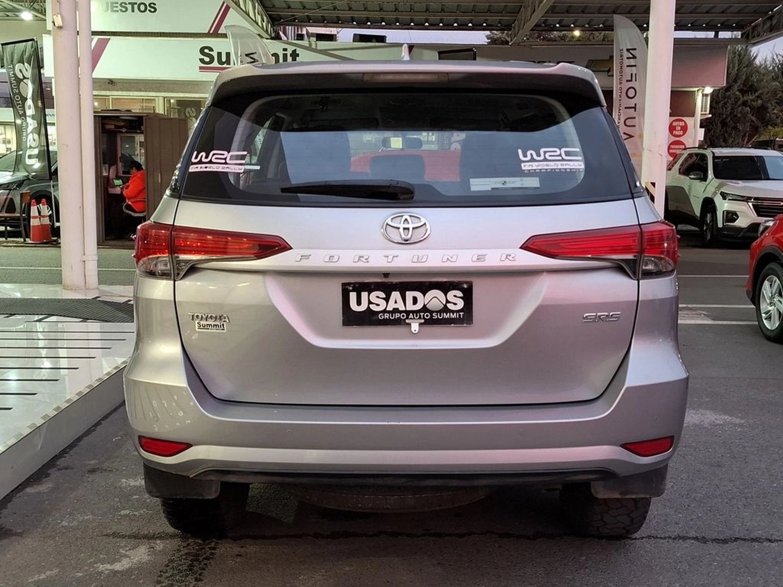 TOYOTA FORTUNER 2.8 SR5 TDI MT 4X4 DIESEL 2024 - Imagen 8 de 20