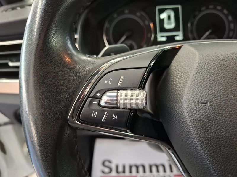 Skoda KAMIQ TSI STYLE 2022 - Imagen 16 de 20