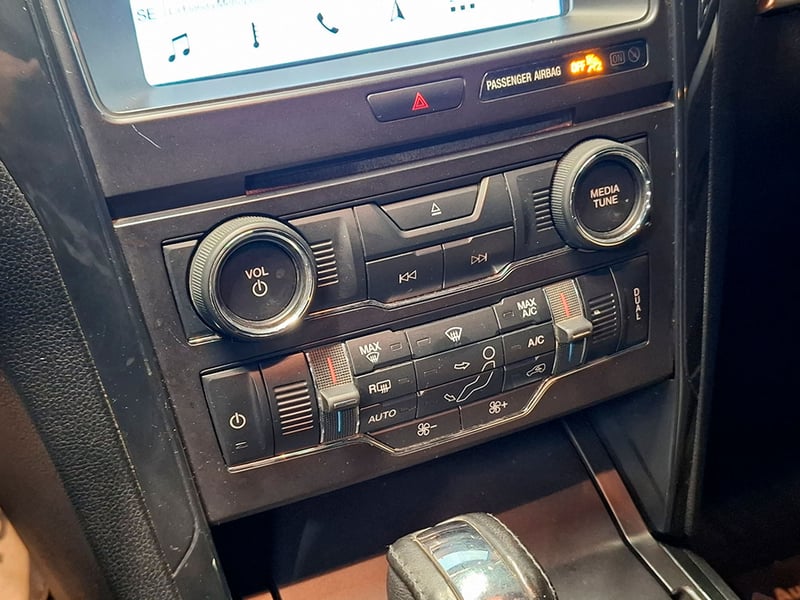Ford EXPLORER XLT 3.5 AUT 2018 - Imagen 18 de 20
