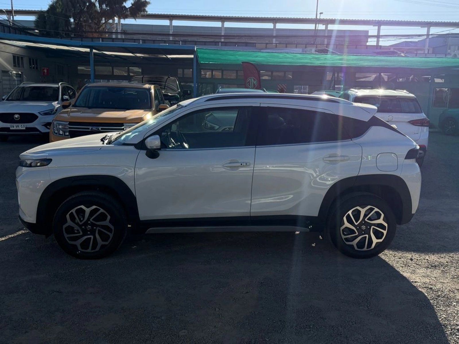 SUZUKI FRONX 1.5 GLX HYBRID 4X2 AT 5P 2025 - Imagen 9 de 20