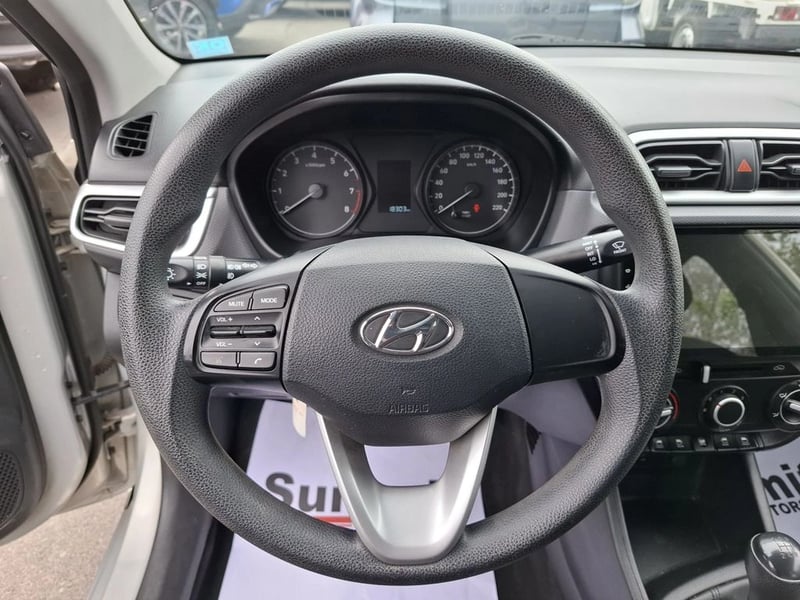 Hyundai VERNA 1.4 CB SEL 4X2 MT5 4P 2022 - Imagen 14 de 20
