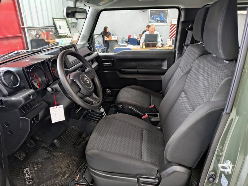 Suzuki JIMNY GL 1.5 2023 - Imagen 9 de 18