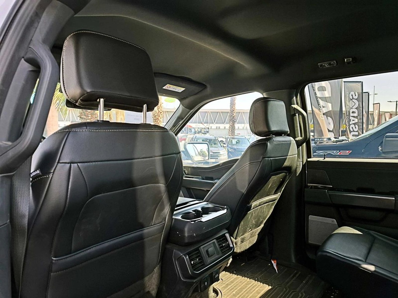 FORD F-150 LARIAT BLACK 5.0 AT 2025 - Imagen 16 de 16