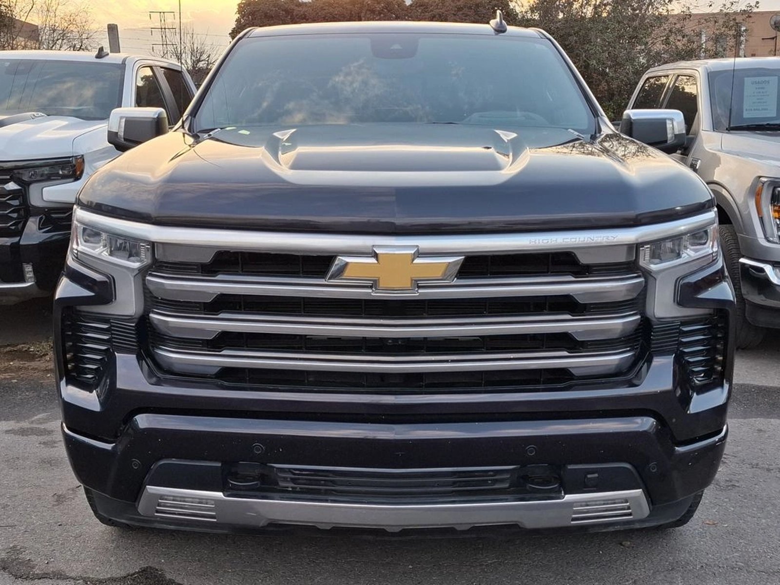 Chevrolet SILVERADO 3.0 CC HC AT 4X4 2024 - Imagen 3 de 20
