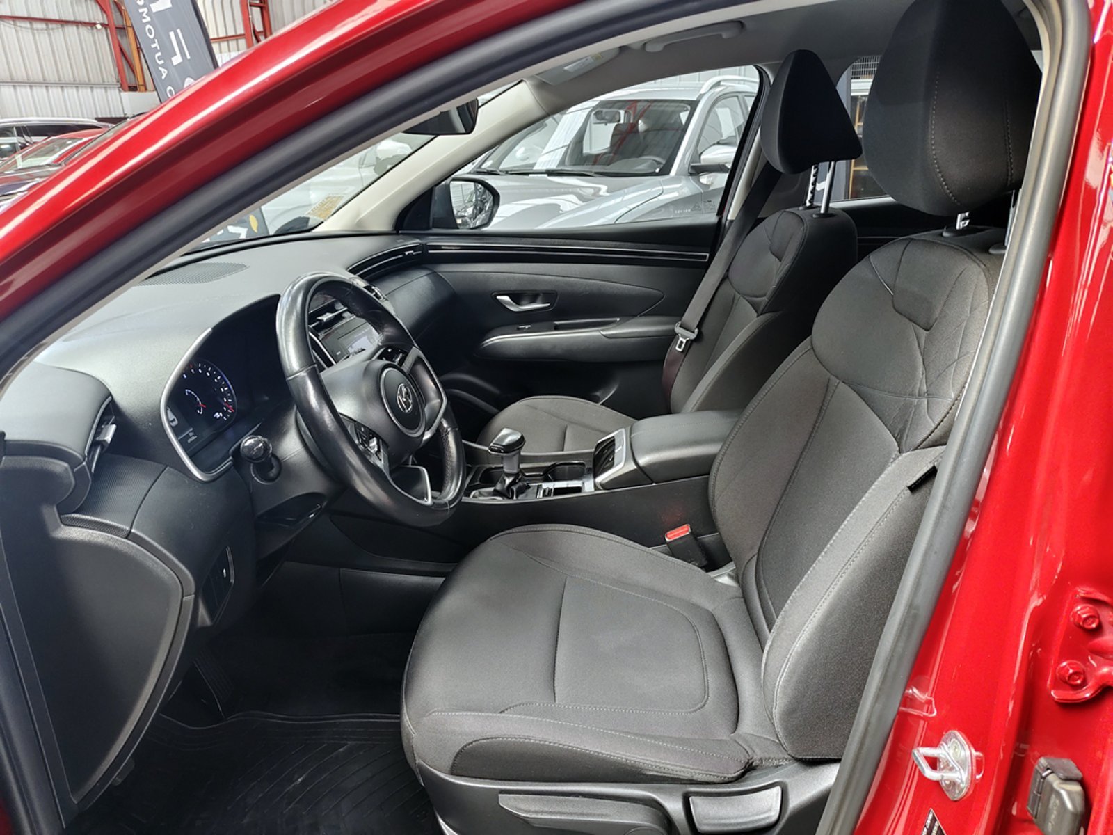 HYUNDAI TUCSON 1.6 NX4 PLUS 4X2 AT 5P 2022 - Imagen 11 de 20