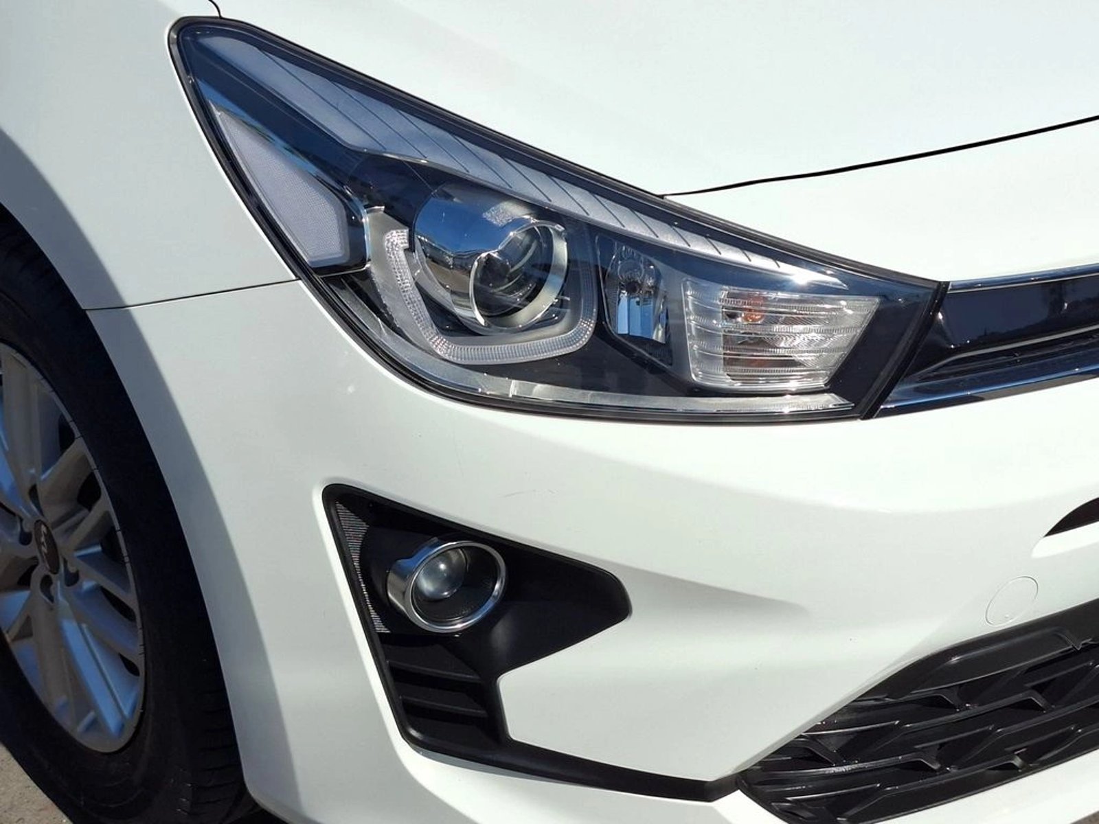 Kia RIO 4 1.4 EX FULL AT 2022 - Foto 4 de 19