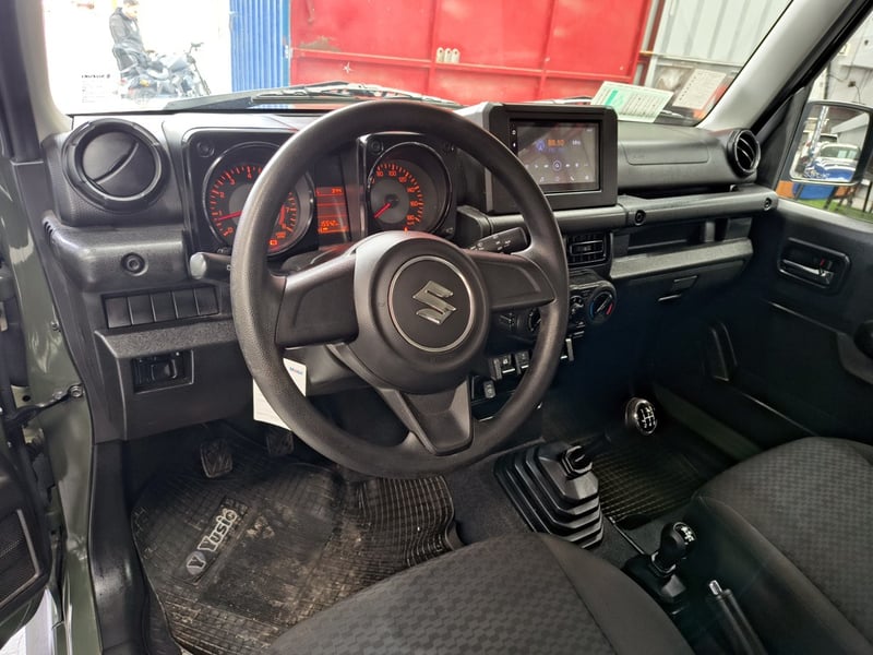 Suzuki JIMNY GL 1.5 2023 - Imagen 10 de 18