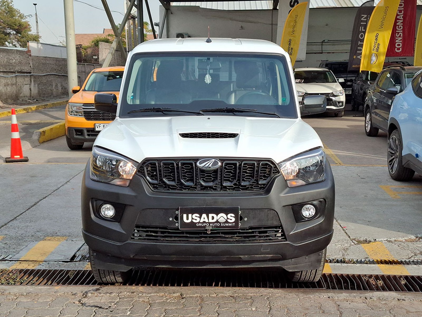 Mahindra PIK UP WORK CRDI DC 2.2 2025 - Foto 3 de 20