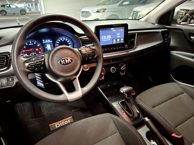 Kia RIO 5 1.4L AT 2021 - Imagen 11 de 20