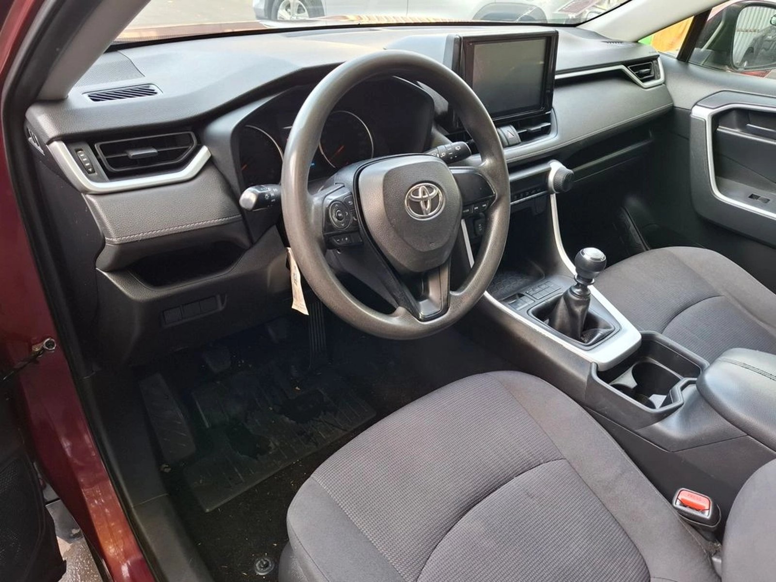 TOYOTA RAV4 2.0 LE 4X2 MT 5P 2021 - Imagen 11 de 20