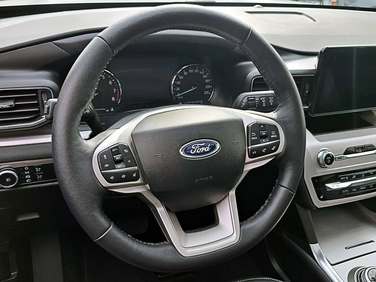 FORD EXPLORER 2.3 XLT AT 2024 - Imagen 12 de 16