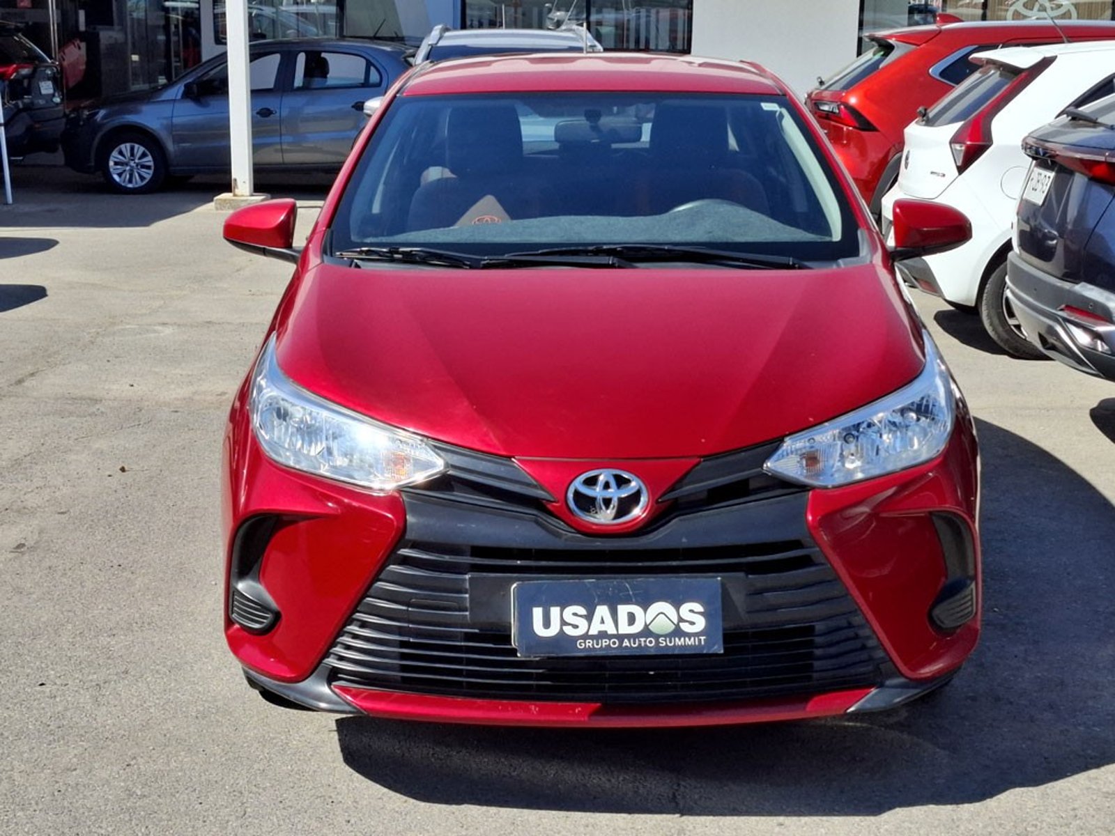 Toyota YARIS 1.5 GLI E 4X2 MT 4P 2022 - Foto 3 de 19