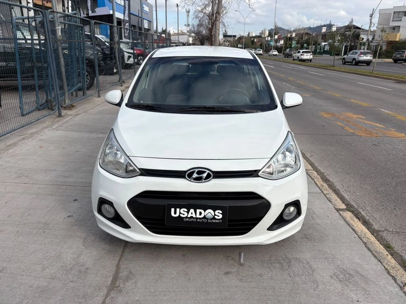 Hyundai GRAND I10 1.2 GLS 2017 - Imagen 3 de 10