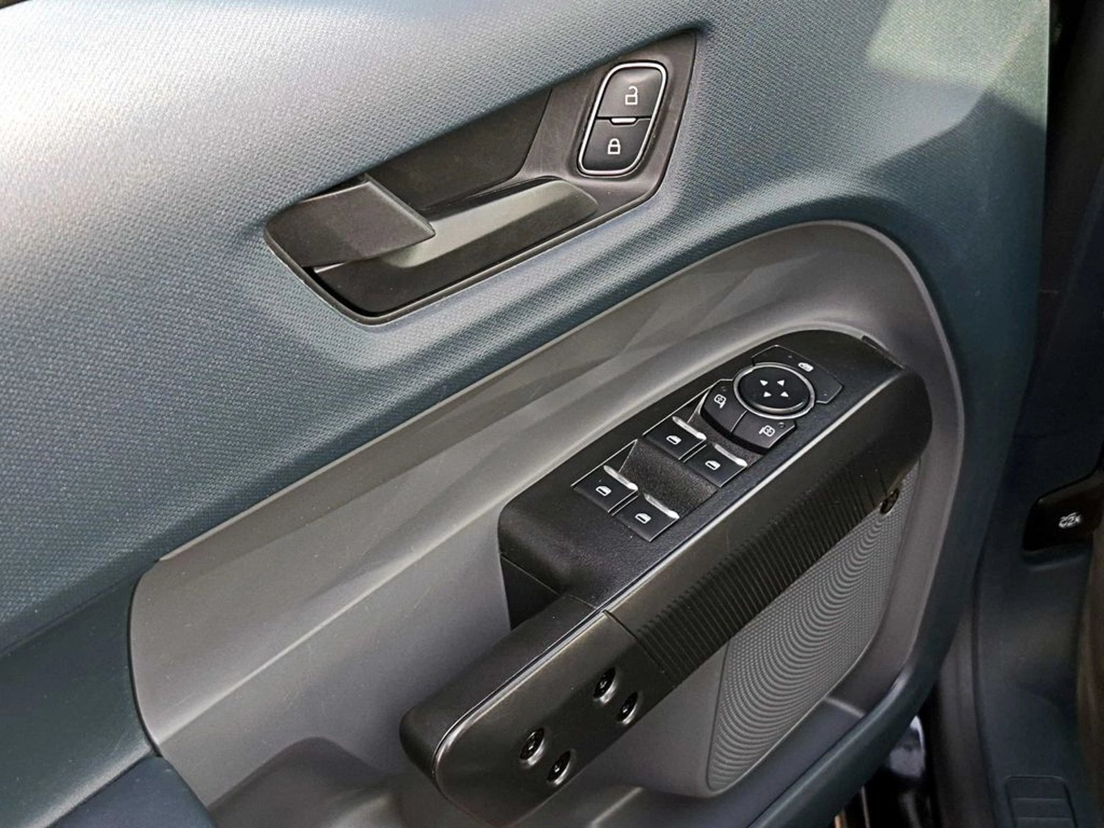 Ford MAVERICK LARIAT BLACK AT 4X4 2026 - Imagen 10 de 19