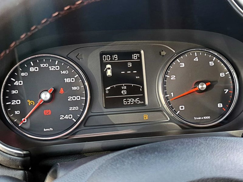 MG HS 1.5 DLX MT 2023 - Imagen 14 de 17