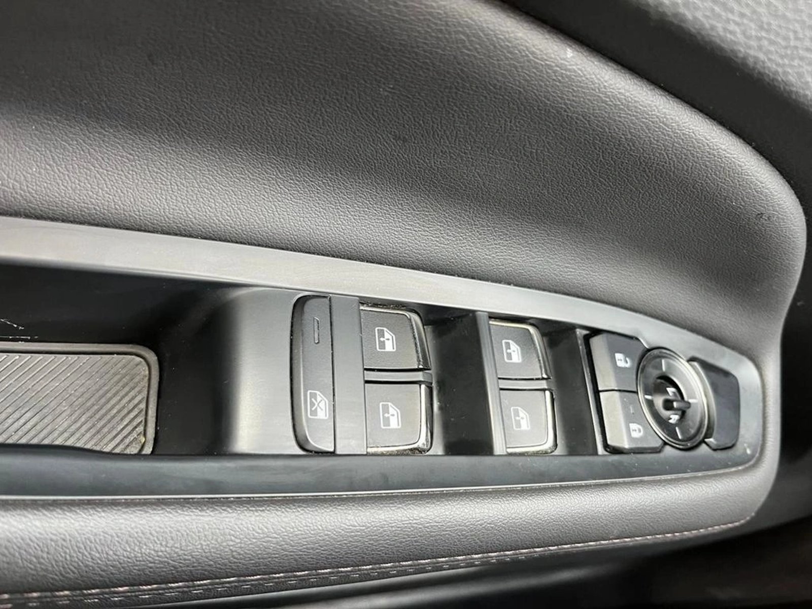 FORD TERRITORY 1.5 TREND 4X2 AT 5P 2024 - Imagen 12 de 15