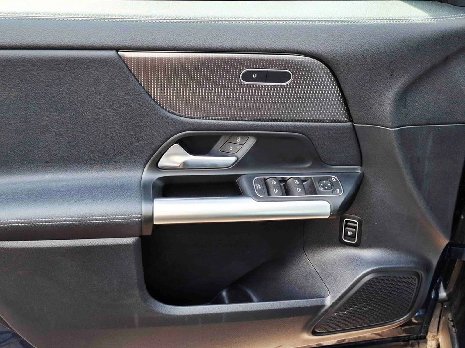 Mercedes-Benz 200 1.6 2024 - Imagen 14 de 20