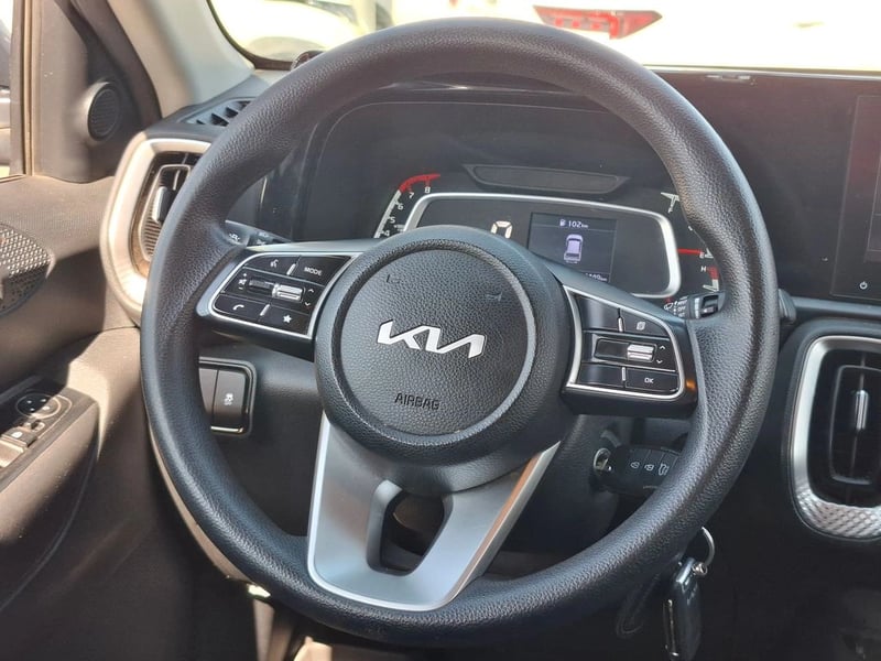 Kia SONET 1.5 EX IVT FULL PLUS AT 2023 - Imagen 13 de 18