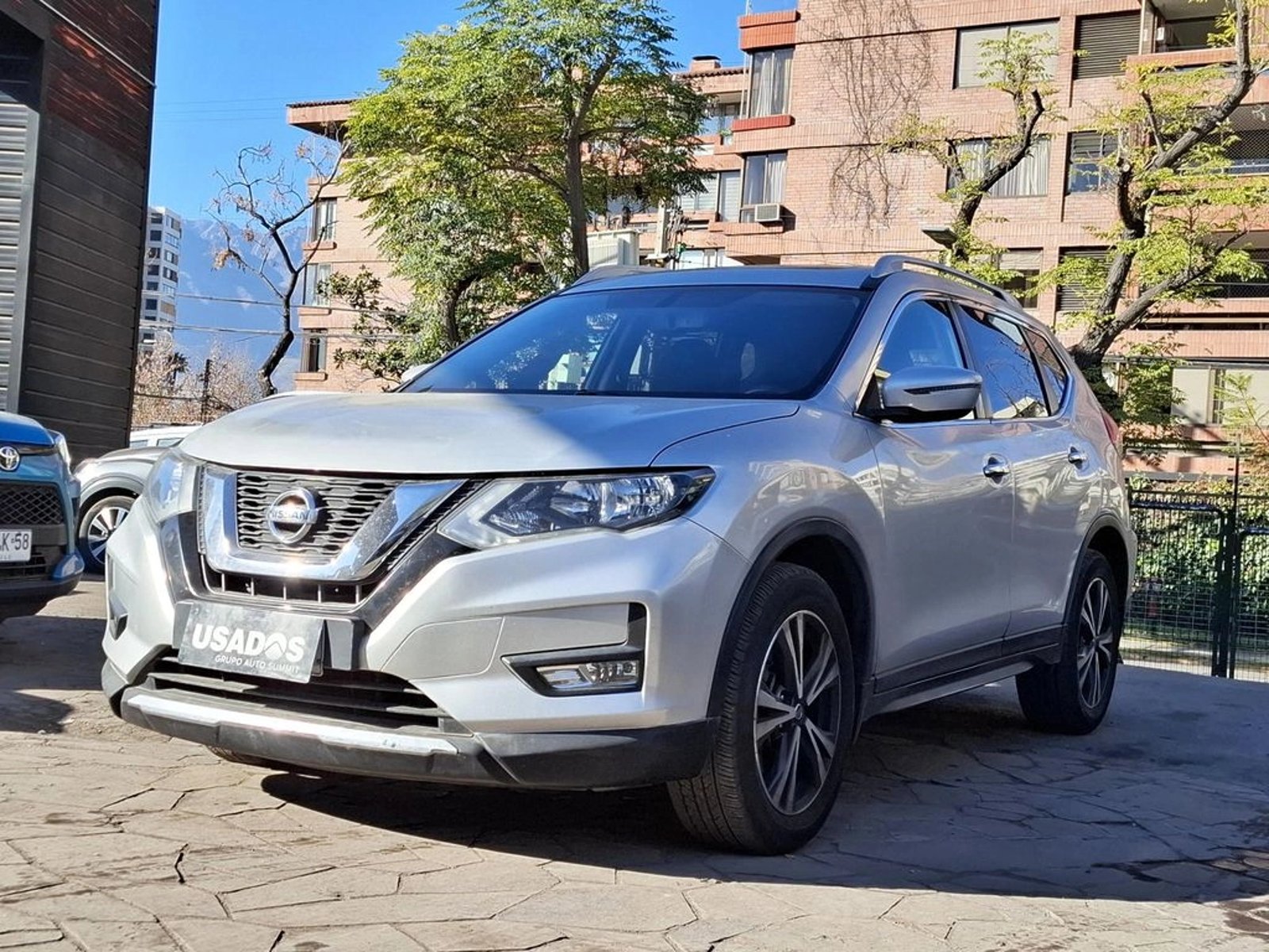Nissan X-TRAIL 2.5 2019 - Foto 2 de 20