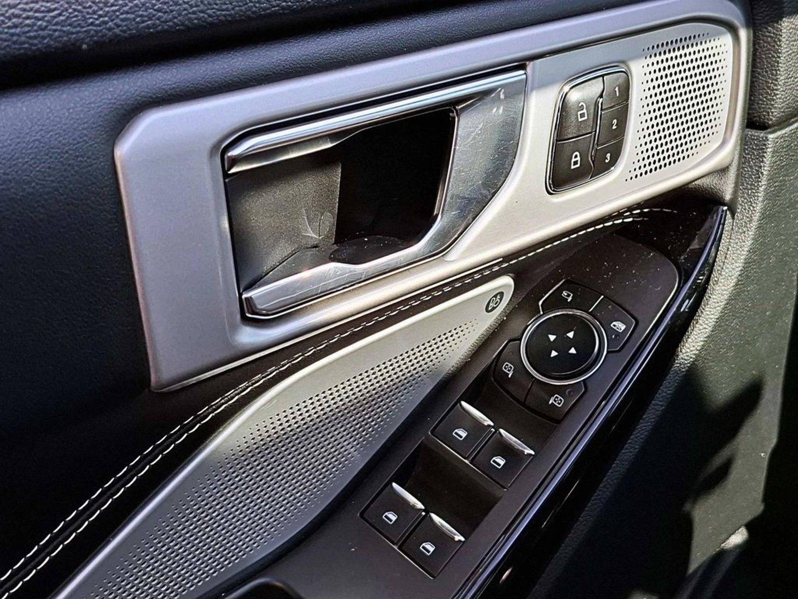 FORD EXPLORER 3.0 ST AT 4X4 2021 - Imagen 8 de 17