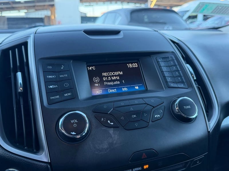 Ford EDGE 2.0 SE ECOBOOST FWD AT 5P 2019 - Imagen 13 de 15