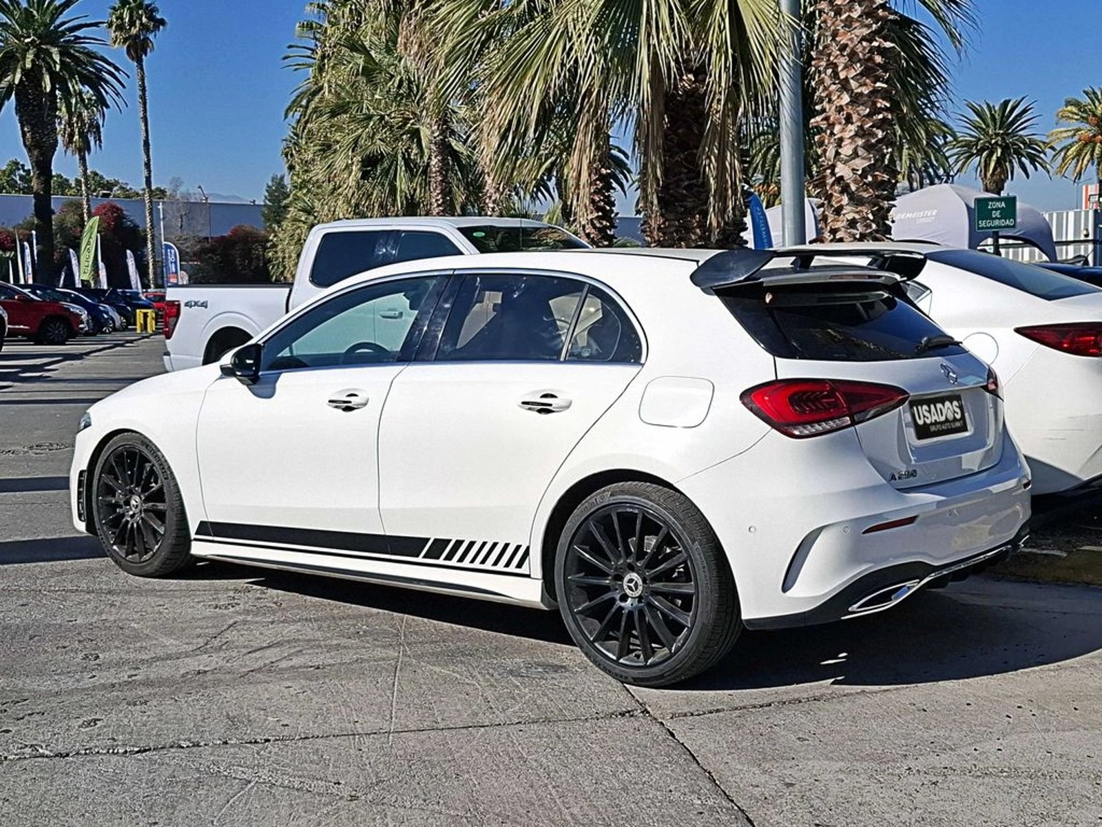 Mercedes-Benz A 250 2.0 SPORT AT 2019 - Foto 4 de 18