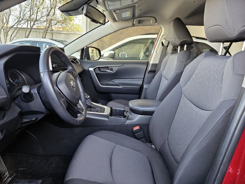 Toyota RAV4 2.5 XLE HV AT HIBRIDO 2024 - Imagen 14 de 20