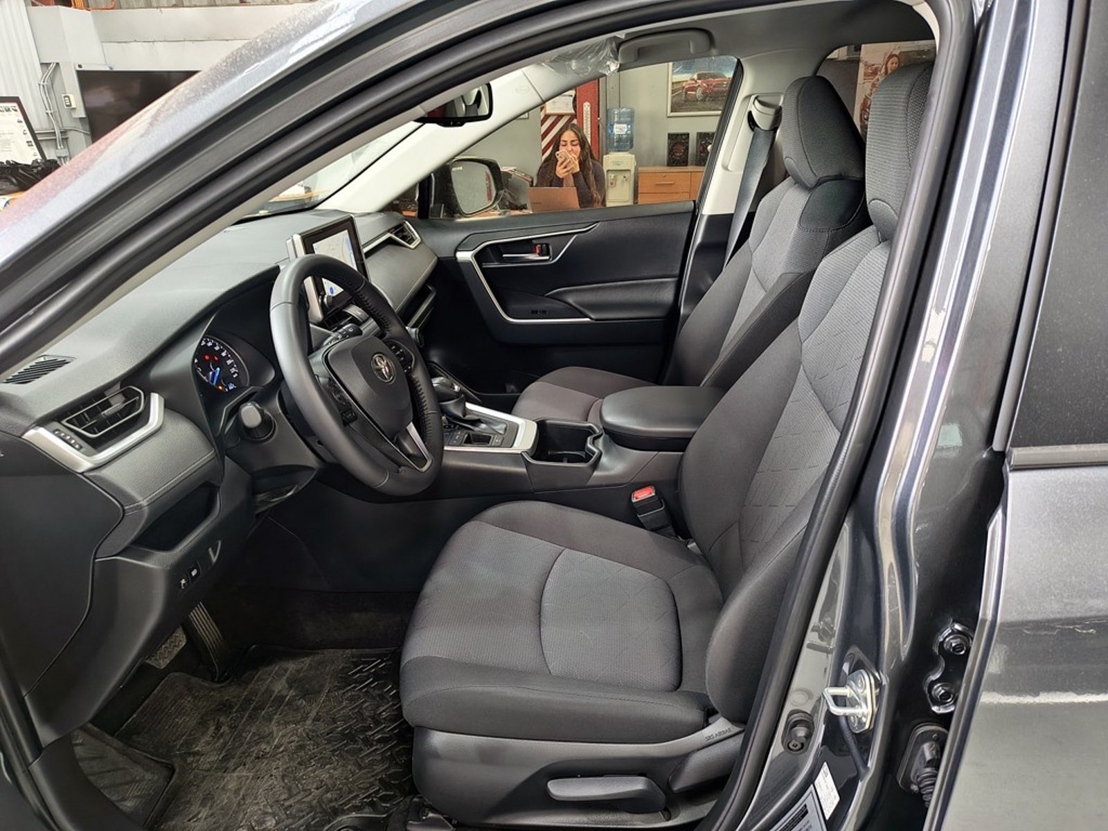Toyota RAV4 HEV 2.5 AUT 2026 - Imagen 12 de 20