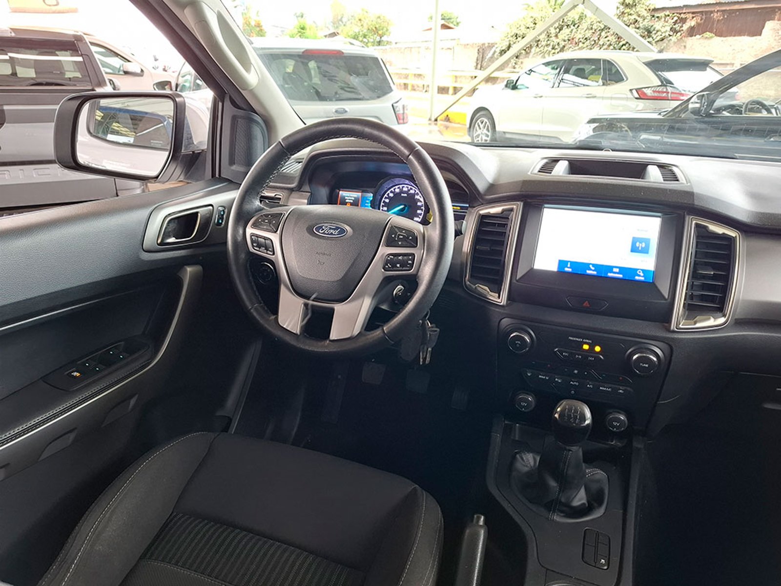 Ford RANGER XLT 2.5 MT 2023 - Imagen 9 de 20