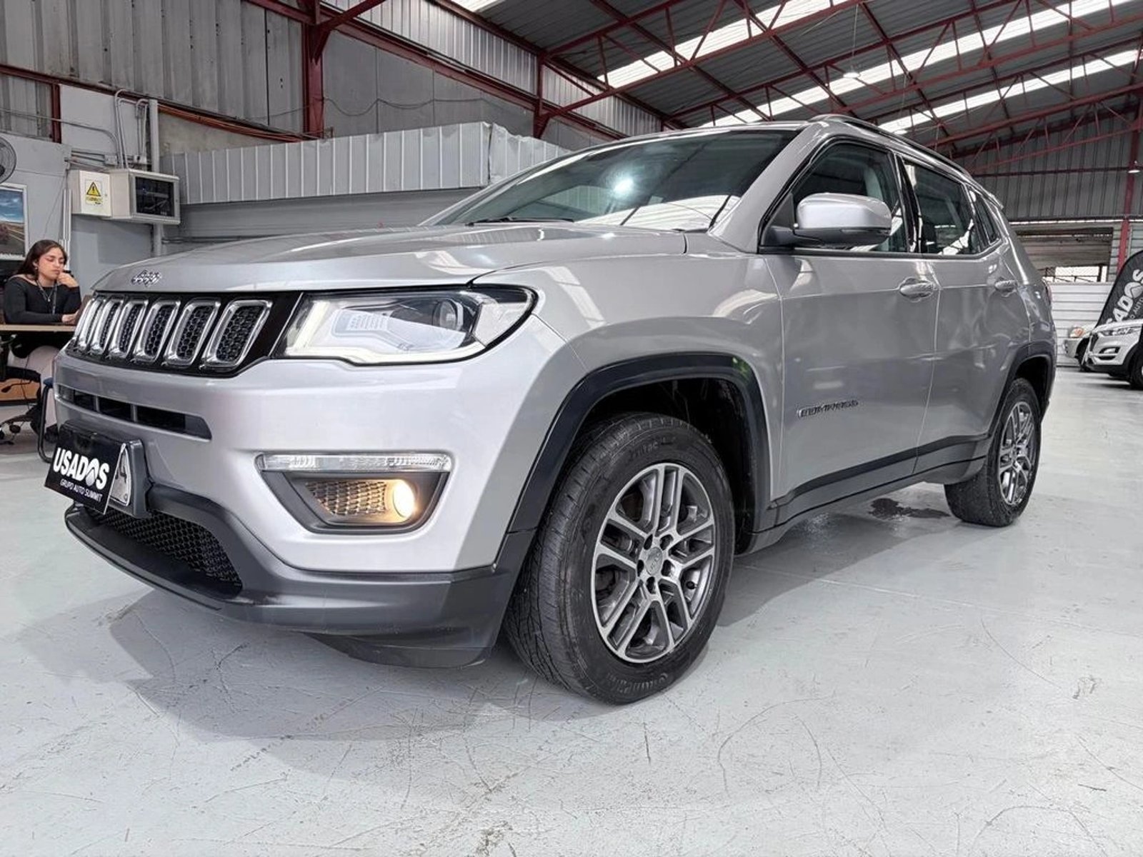 Jeep COMPASS 2.4 LONGITUDE AT 2021 - Foto 2 de 16