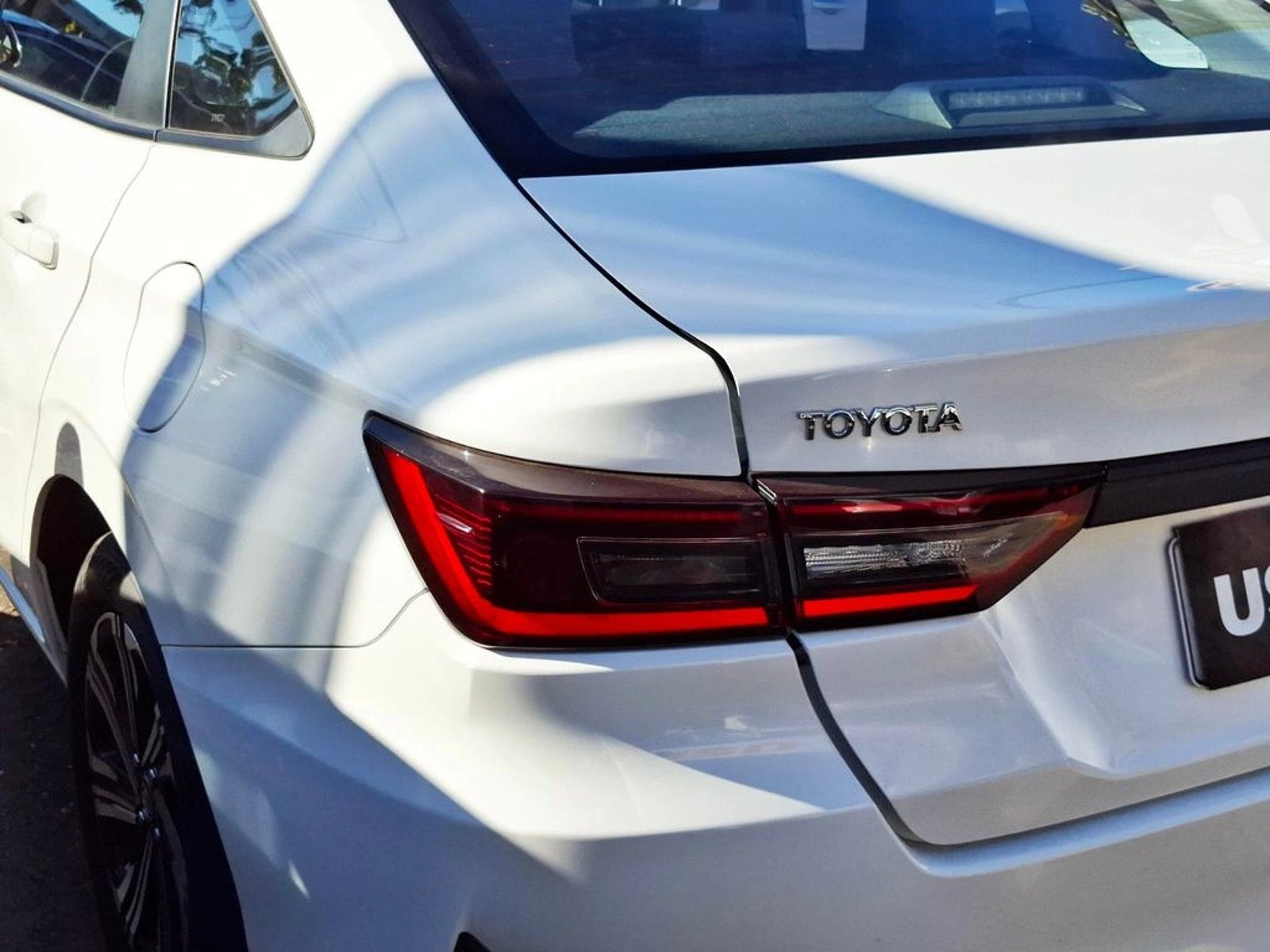 Toyota YARIS 1.5 SEDAN E MECÁNICO 2023 - Imagen 10 de 20